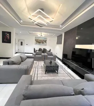 3 /2 Luxury Apartment