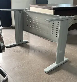 Metal Leg Frame