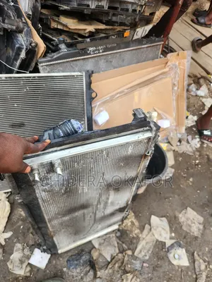 Radiator and Fan and Condenser for Es 35 / 2015