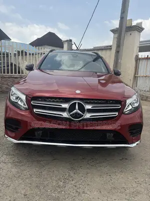 Mercedes-Benz GLC-Class 2018 Burgundy