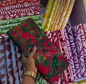 Akara Material for Simple Style