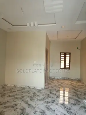 2bdrm Apartment in Lakowe for sale