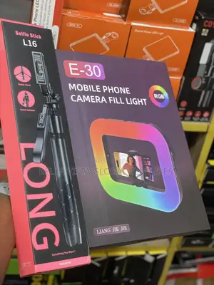 L16 Selfie Tripod E-30 RGB Light Content Creator Combo