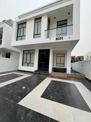 5bdrm Duplex in Chevron for sale