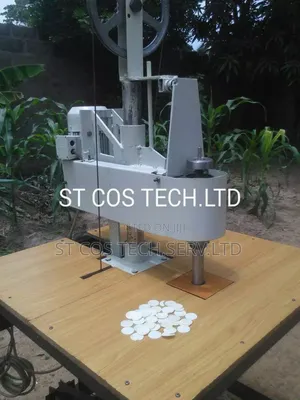 Alter Bread Cutting Machine