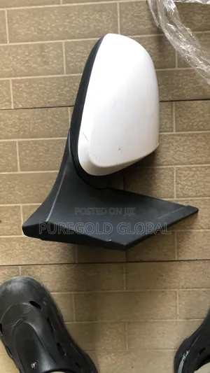 Grand I10 Side Mirror Available