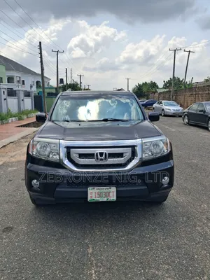 Honda Pilot Touring w/RES/Navi 4WD (3.5L 6cyl 5A) 2010 Black
