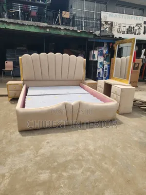 Neatly Padded 6by7 Complete Set of Bed