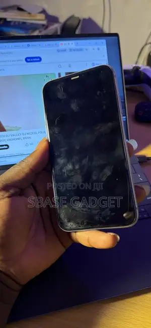 Apple iPhone 11 64 GB Purple