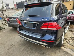 Mercedes-Benz GLE-Class GLE 350 2016 Blue