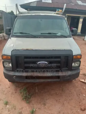 Ford E250 2004 White