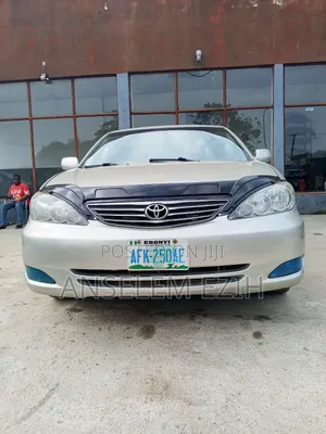 Toyota Camry 2004 Silver