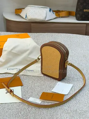 *Mens Ss26 Toast Wearable Wallet M26984 Bag Available in Store 