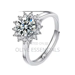 Moissanite Diamond Ring