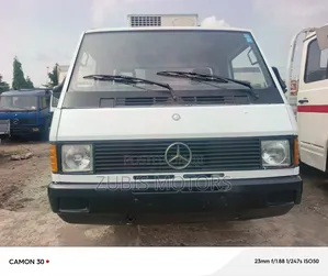 Mercedes-Benz T2 2000 White