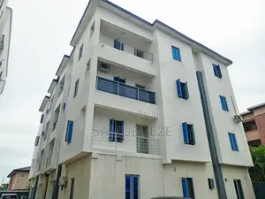 3bdrm Block of Flats in Ilasan Estate for sale