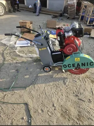 Asphalt Cutting Machine