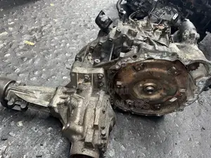 Automatic 4x4 Gearbox For Toyota Sienna 2010-2018 Model
