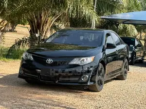 Toyota Camry XLE V6 4dr Sedan (3.5L 6cyl 6A) 2012 Black