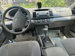 Toyota Camry 2006 Red