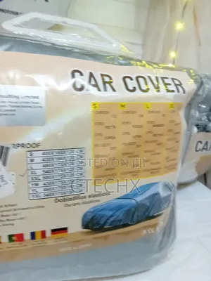 Universal Uv Protection/Water Dustproof Car Cover, 2 Layer With Zipper