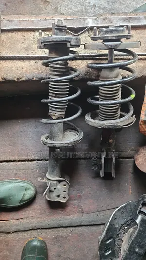 Shock Absorber Mazda 323 Direct Tokunbo