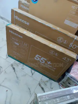 Pixel Perfect 43" Hisense Marvel