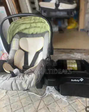 Safety 1st Infant Carrier Car Seat (0-2yrs)