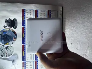 Miroir M175 Smart DLP Projector.