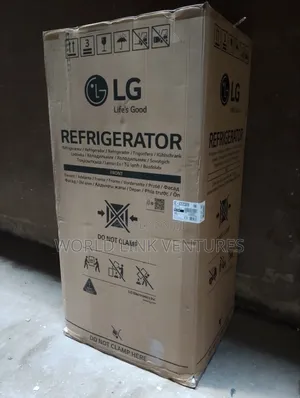 Lg Standing Side by Side Fridge With Water Dispenser