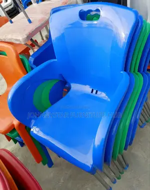 Plastic Chairs With Iron Leg