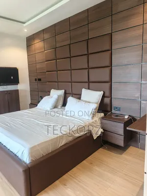 Upholstered Bed Frame With Headboard