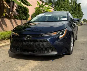 Toyota Corolla LE 2022 Blue