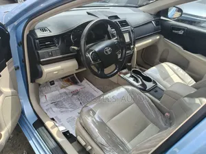 Toyota Camry XLE 4dr Sedan (2.5L 4cyl 6A) 2013 Blue