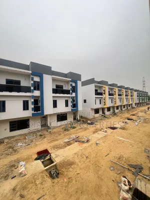 4bdrm Townhouse/Terrace in Ogudu Gra for sale