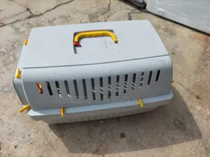 Size 2 Pet Carrier /Box