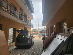 Commercial Shops for Rent at Dugbe Alawo
