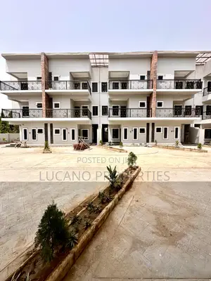 5bdrm Duplex in Wuse District for sale