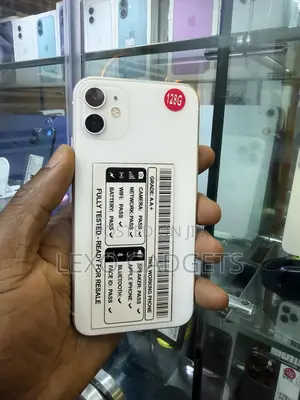Apple iPhone 11 128 GB White