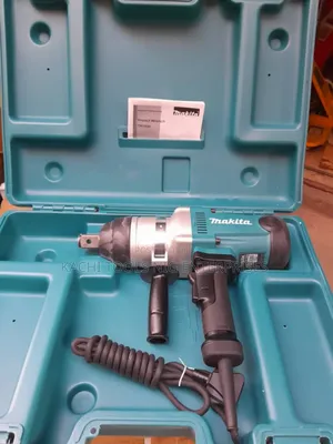 1"Drive Makita   Electric Impact Wrench
