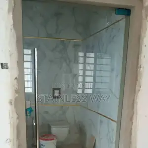 Freshdrop Shower Cubicle