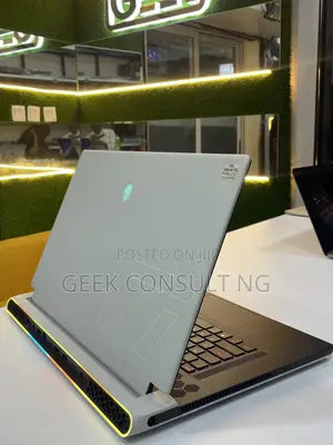 Laptop Dell Alienware X17 R2 32GB Intel Core i9 SSD 1T