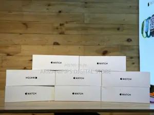 Brand New Apple Watch Se 40 Mm and 44mm