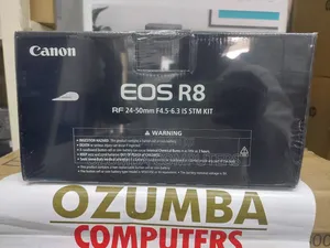 Canon Eos R8 + Rf 24-50mm F4.5-6.3 Is STM Kit Camera