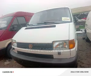Volkswagen Transporter 2005 White