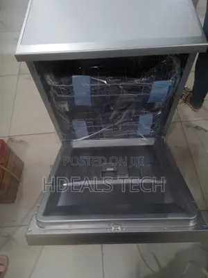 Brand New Maxi Dish Washer – Energy Saving Durable