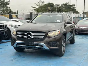 Mercedes-Benz GLC-Class 2018 Maroon