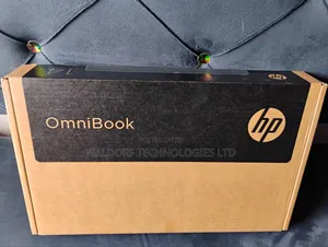 New Laptop HP OmniBook 5 Flip 8GB Intel Core 5 SSD 512GB