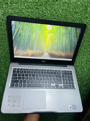 Laptop Dell Inspiron 15 5567 16GB Intel Core i7 SSD 256GB