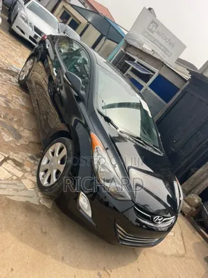 Hyundai Elantra GLS Sedan FWD (1.8L 4cyl 6M) 2013 Black